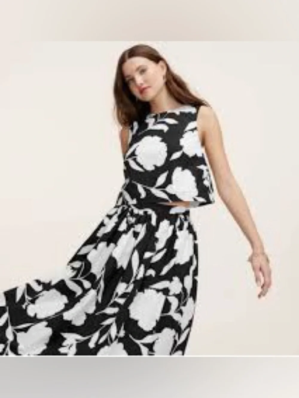 Kate Spade Black and white cropped skirt set